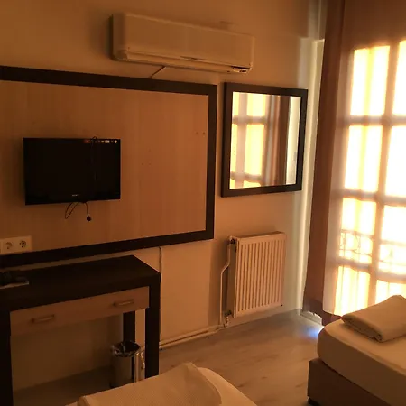 阳光酒店 Çeşme