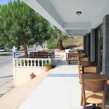 酒店 阳光酒店 Çeşme