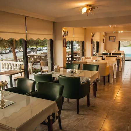 Sun Otel Çeşme